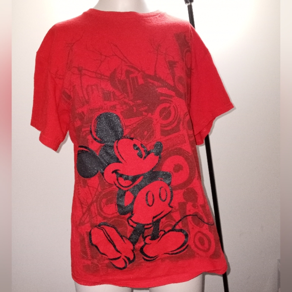 Disney red mickey mouse shirt size medium